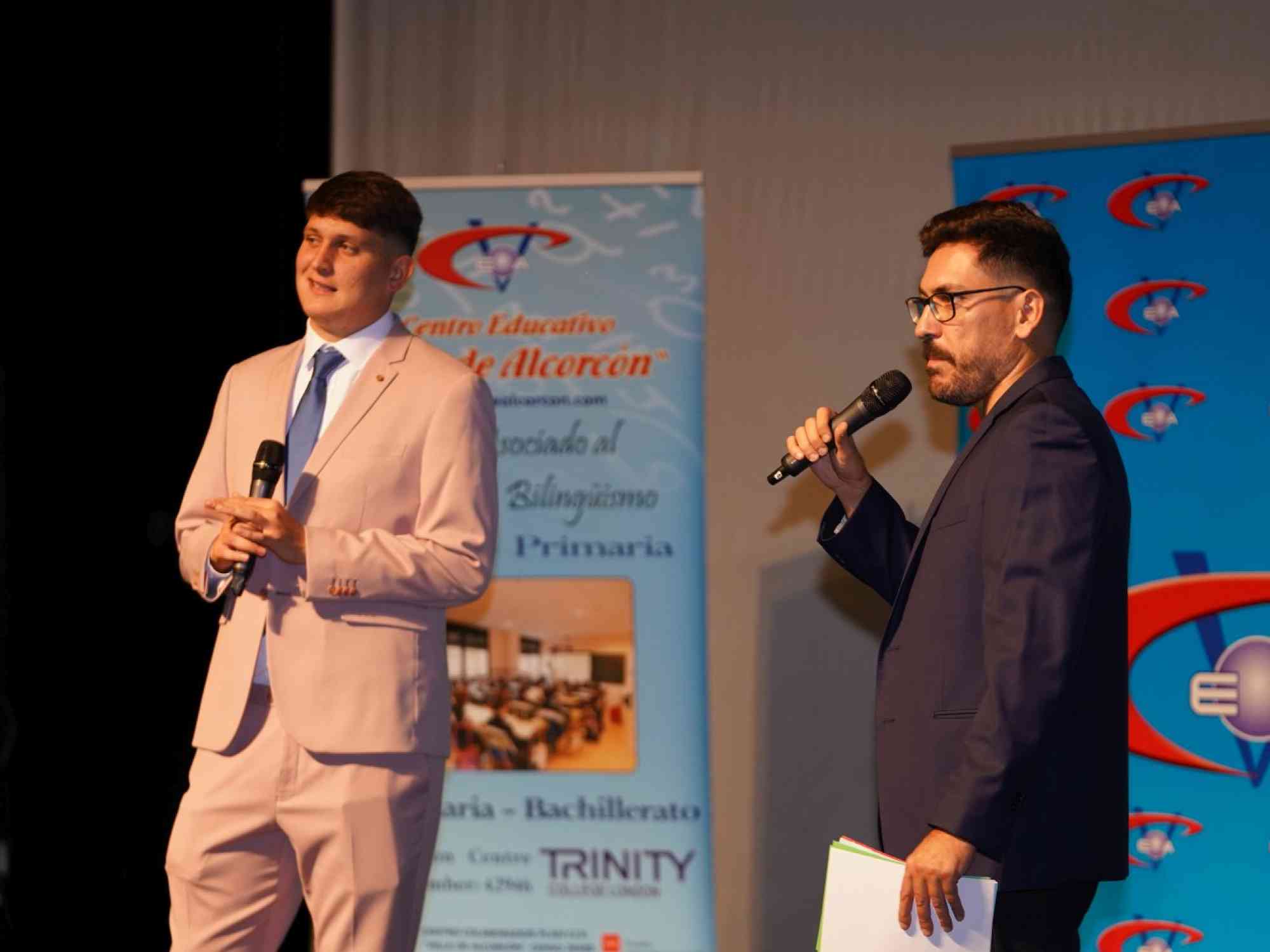 Graduación-Bach-2023001